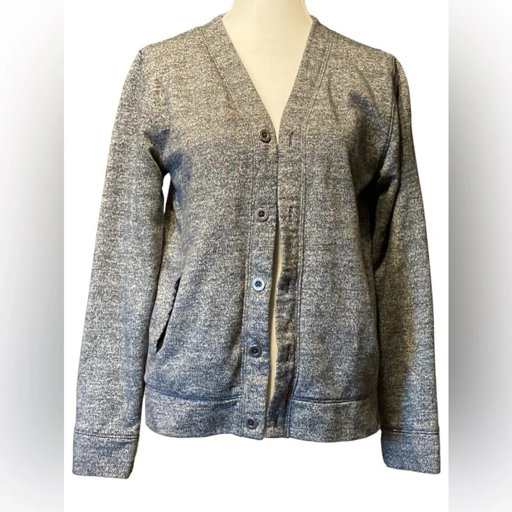 HELIX gray marled sweater.